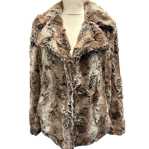 True Grit Dylan Faux Fur Button Front Jacket In Brown & Cream Tones - Picture 1 of 8